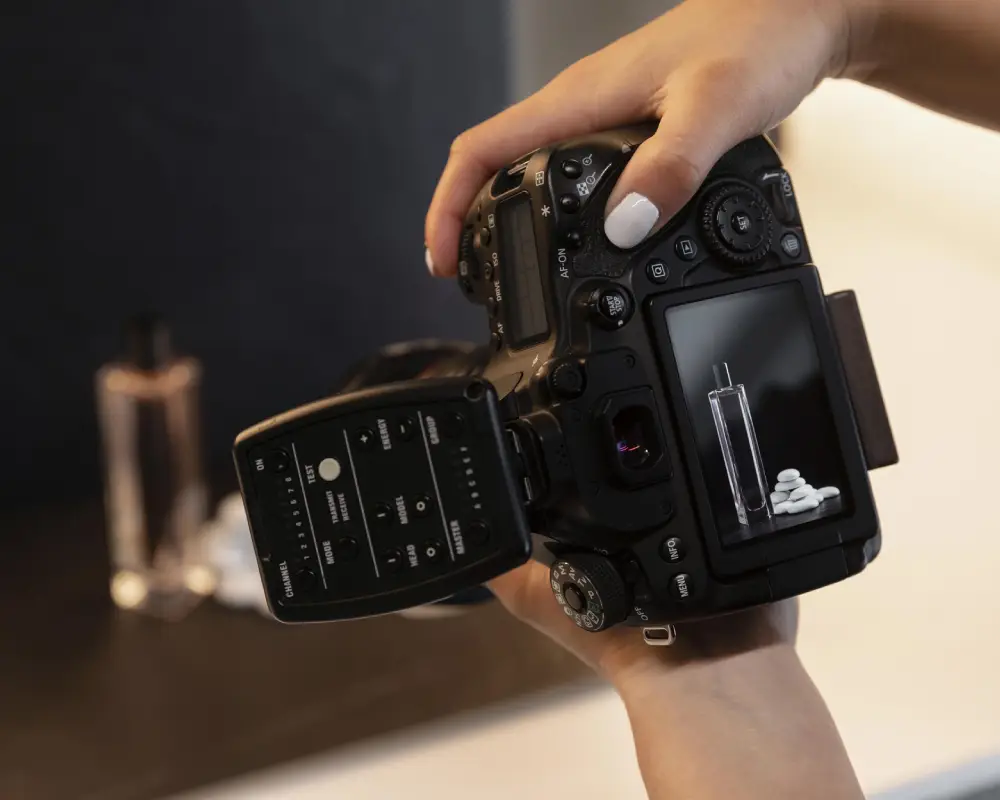 دوربین فیلم برداری و عکاسی مناسب